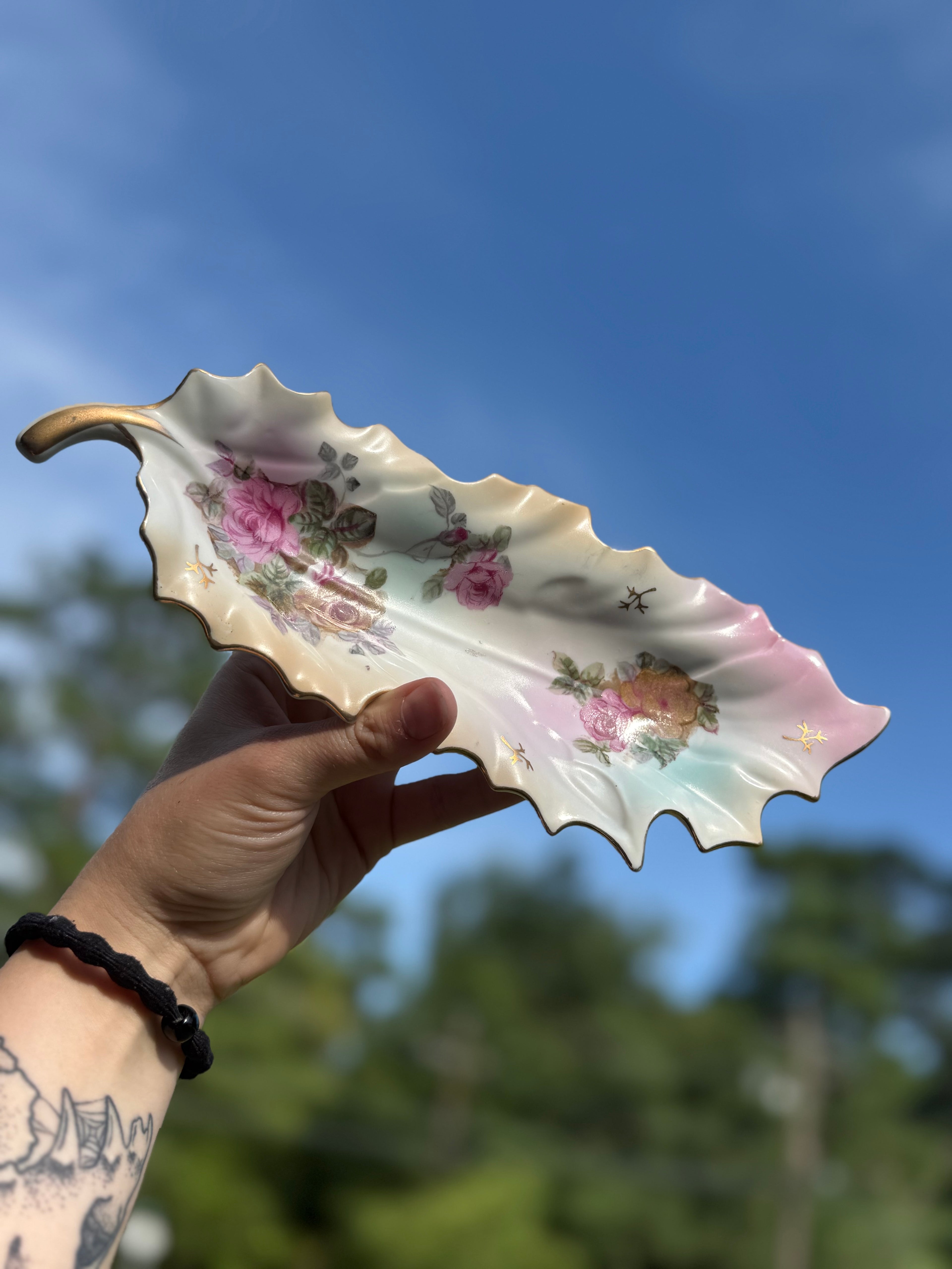 Pink Leaf Bone Dish